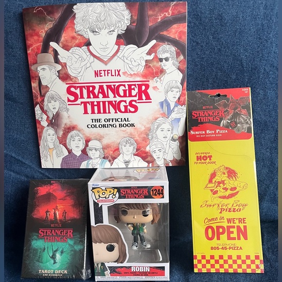Netflix & Funko Stranger Things 3 piece bundle set NWT NIB - Picture 3 of 16